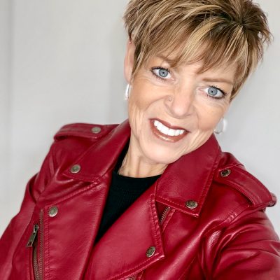 Kelly, Board Member